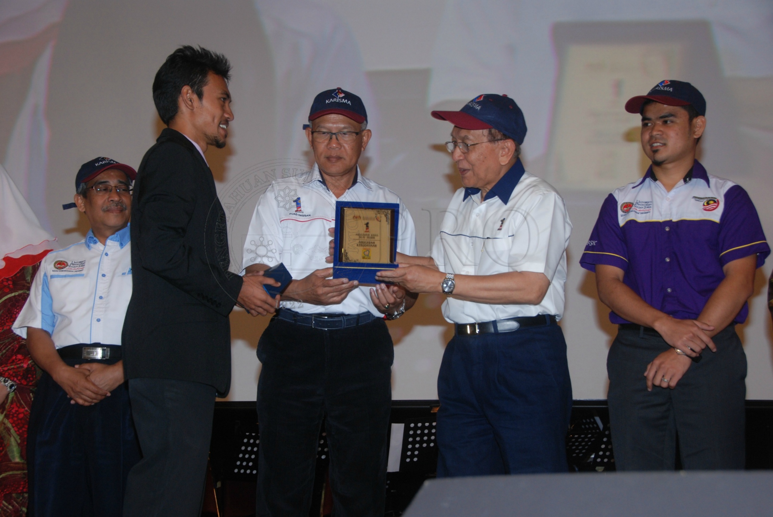 PRO 12 125 rtm DSC 7180